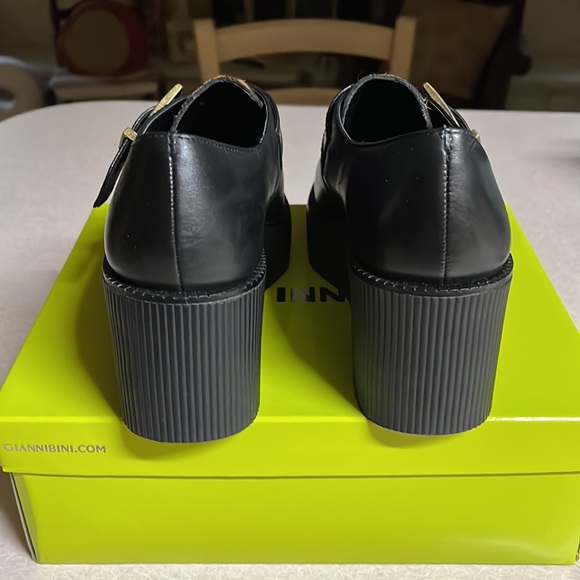 Gianni Bini New black leather & hair calf pointed toe platforms with side buckle - Picture 4 of 6